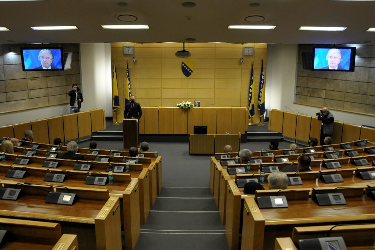 U zgradi Parlamenta FBiH održana komemoracija Hasanu Muratoviću